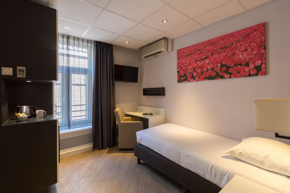 hotel-eenpersoons-kamer-amsterdam-de-roode-leeuw 